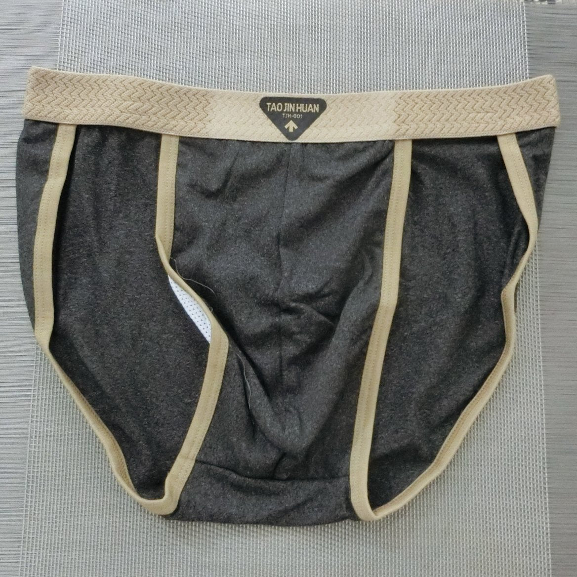 ipax938f  タンガブリーフ   MADE IN CHINA
