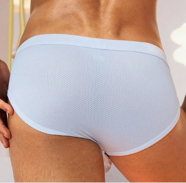 ipax1010f 	フロントホールフルバックビキニ  MADE IN CHINA